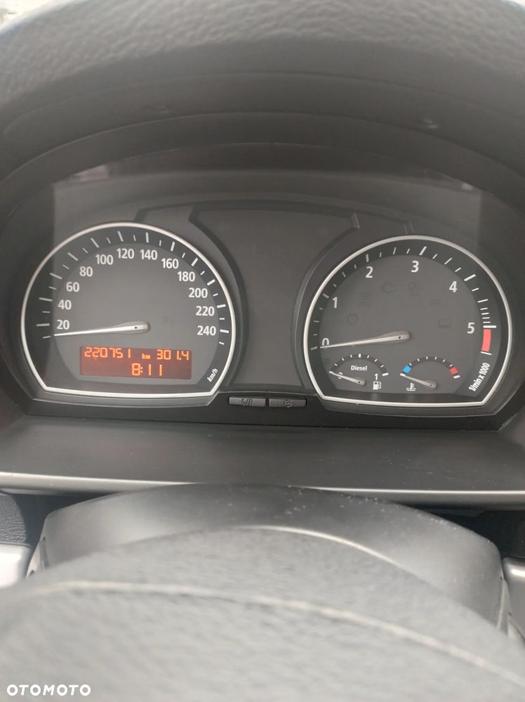 BMW X3 2.0d - 12