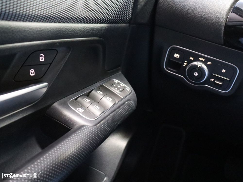 Mercedes-Benz GLA 250 e Style - 18