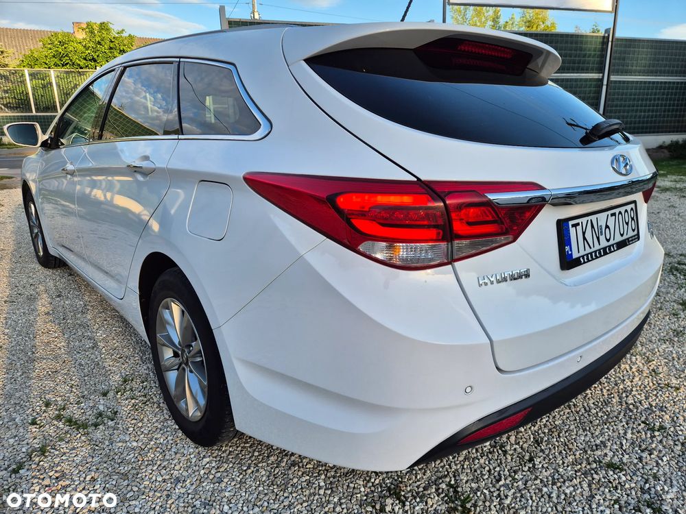 Hyundai i40 Kombi 1.7 CRDi Premium - 3