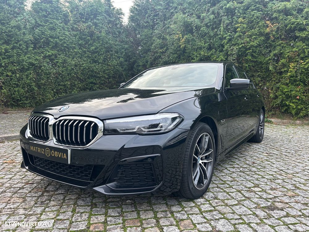 BMW 530 e Pack Desportivo M - 6