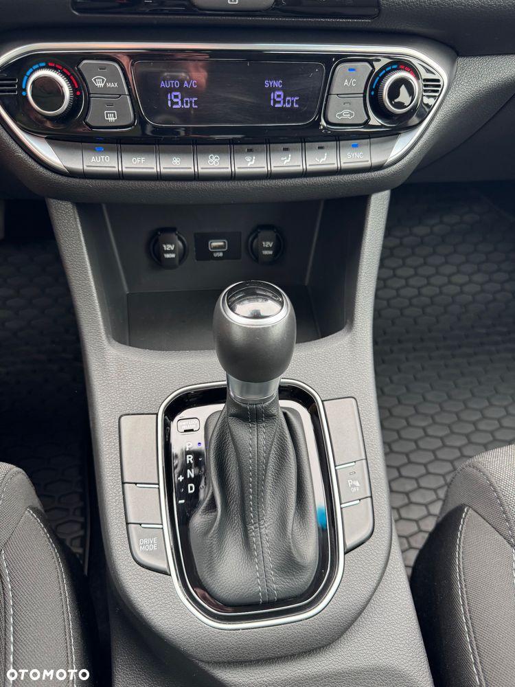 Hyundai i30 1.0 T-GDI Comfort DCT - 17