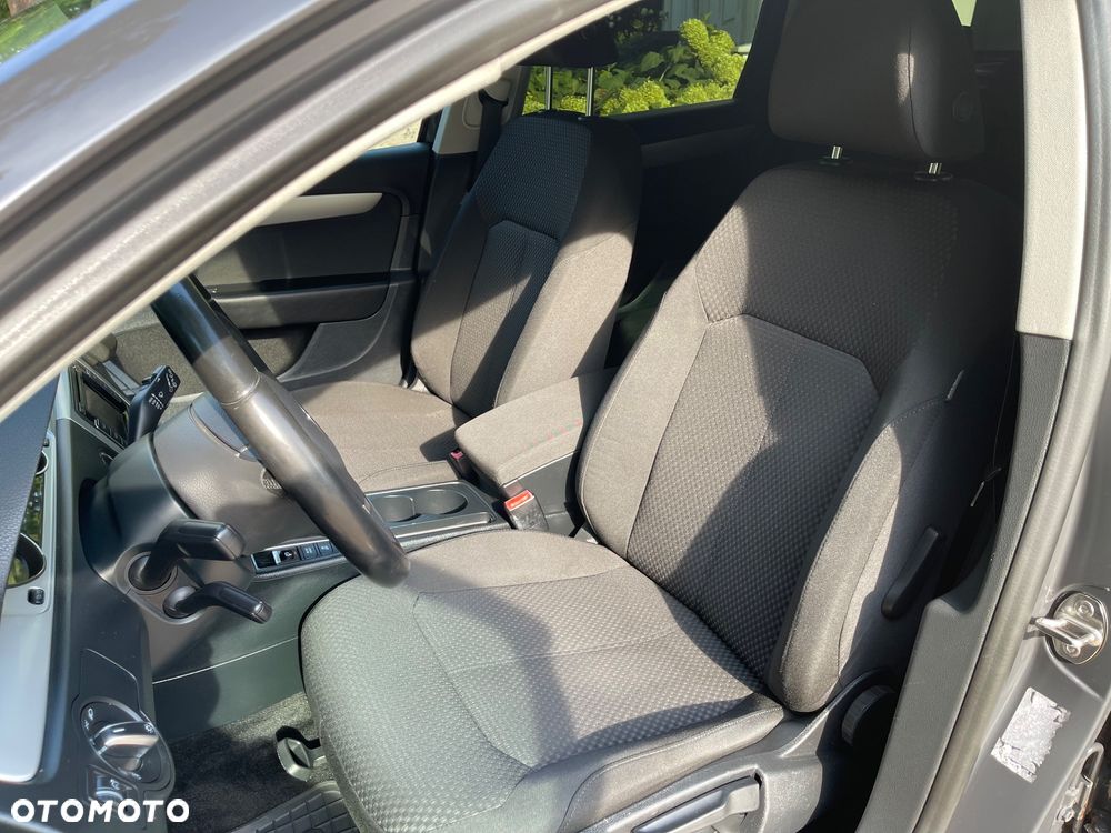 Volkswagen Passat 2.0 TDI BlueMotion Technology Comfortline - 17