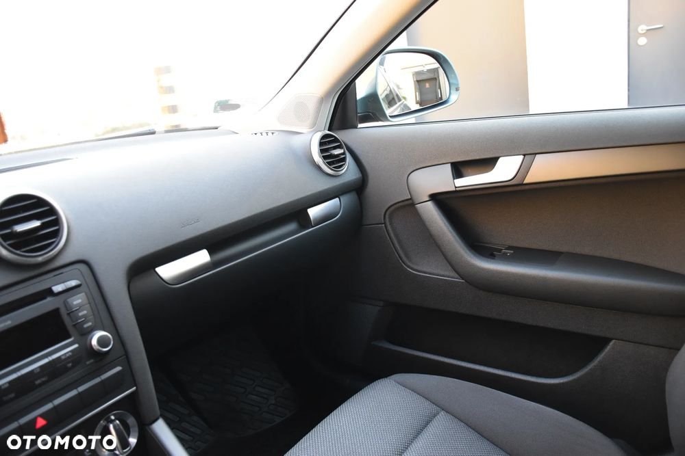 Audi A3 Sportback - 17