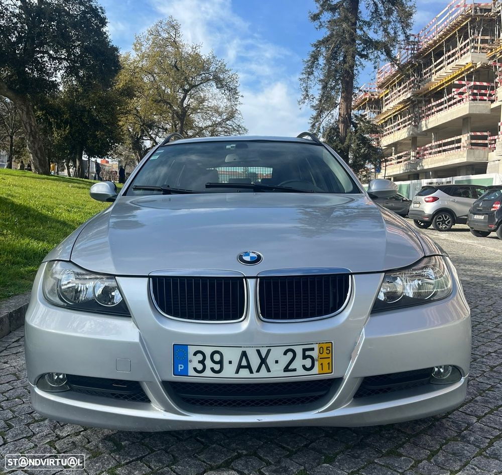 BMW 320 d - 4