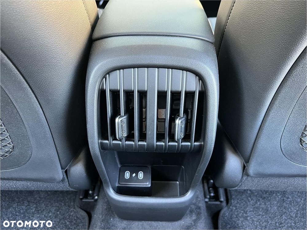Hyundai Kona 1.6 T-GDI Platinum DCT - 22