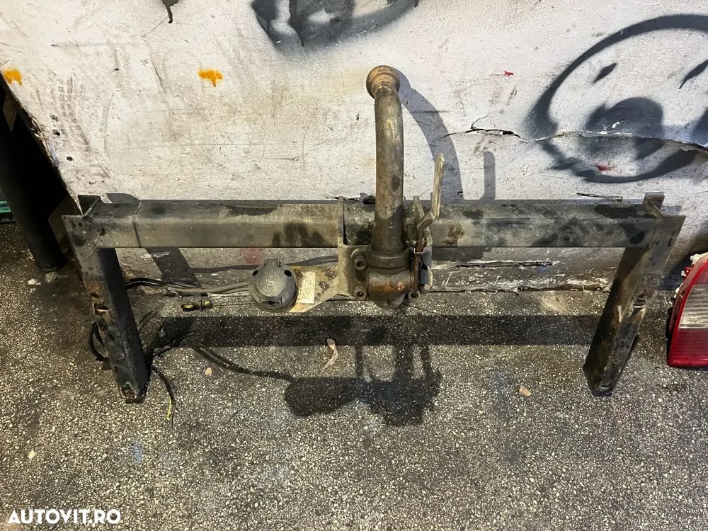 Carlig cui tractare VW Volkswagen Passat B5.5 sedan 2002 - 2