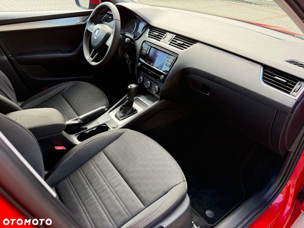 Skoda Octavia 1.6 TDI DSG Ambition - 15