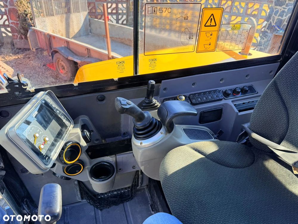 JCB 57C-1 - 20