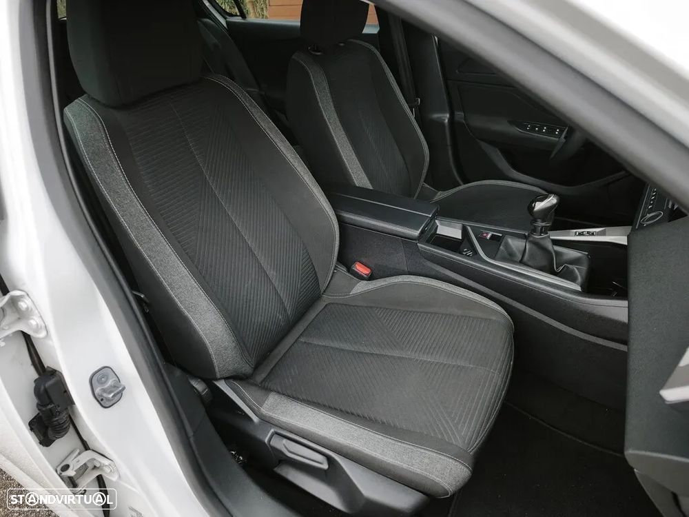 Peugeot 308 - 18
