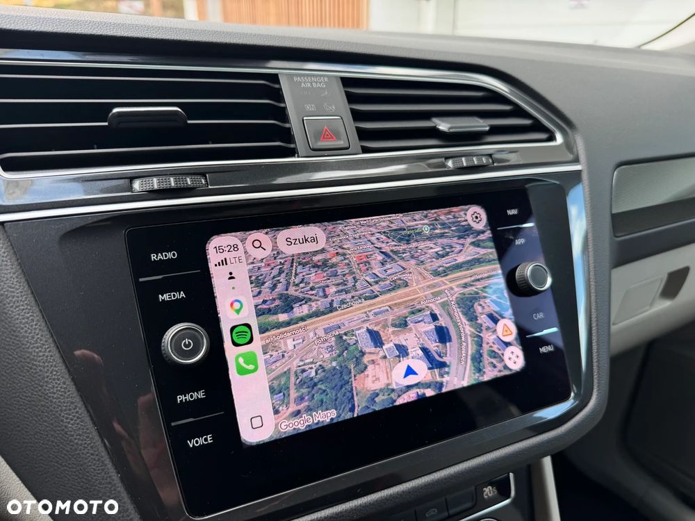 Volkswagen Tiguan - 24