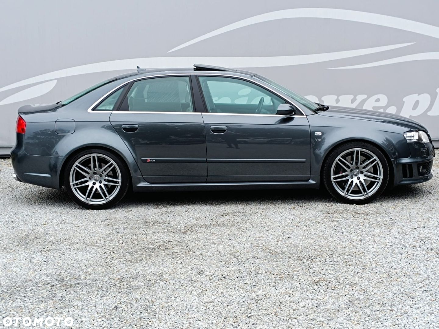 Audi RS4 Limousine Standard - 17