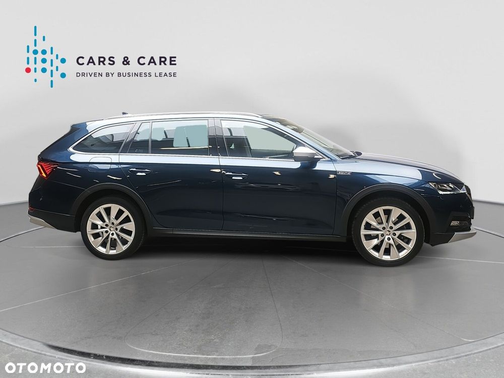 Skoda Octavia 2.0 TDI 4x4 Scout DSG - 17