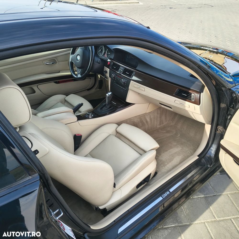 BMW Seria 3 335d Aut. Edition Exclusive - 27