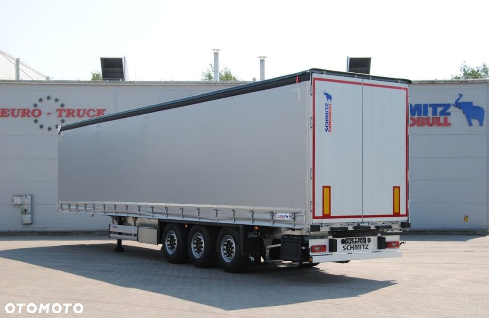 Schmitz Cargobull SCS, Kurtyna - 3