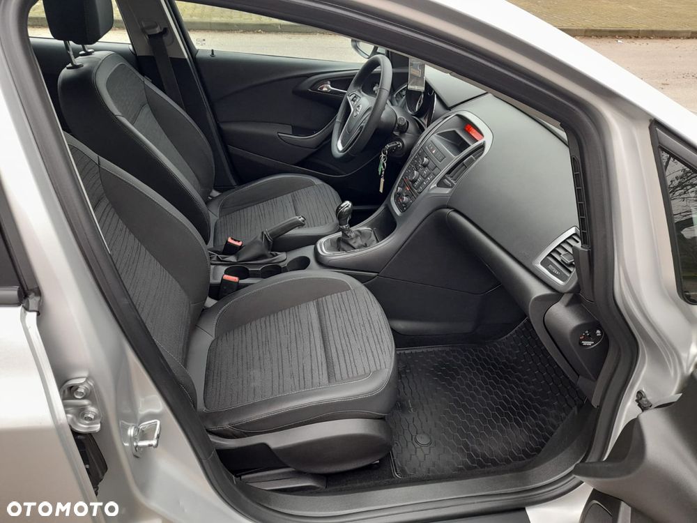 Opel Astra 1.6 Energy EU6 - 19