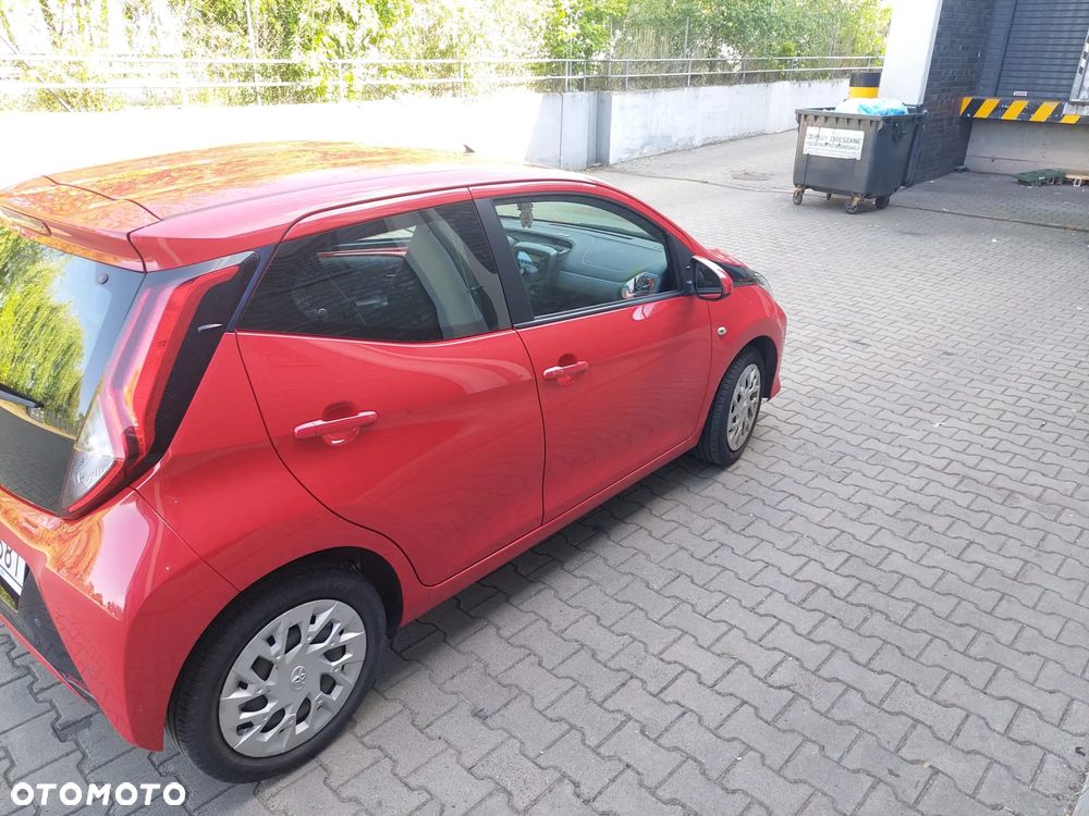 Toyota Aygo 1.0 VVT-i JBL Edition - 3