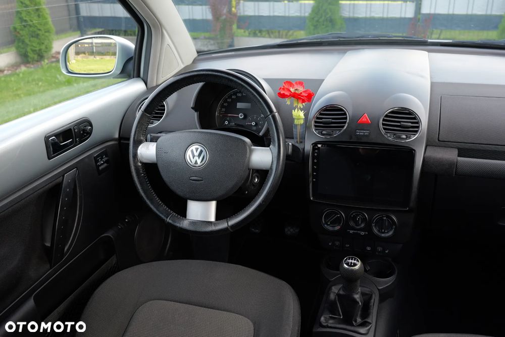 Volkswagen New Beetle 1.9 TDI - 12