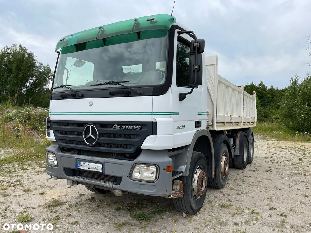 Mercedes-Benz Actros - 1