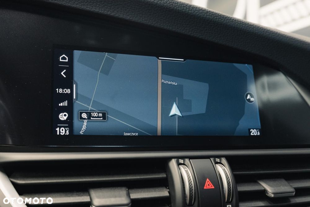 Alfa Romeo Giulia 2.0 Turbo Veloce Q4 - 18