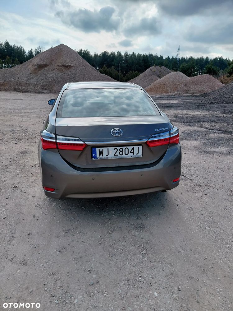 Toyota Corolla 1.6 Comfort - 5