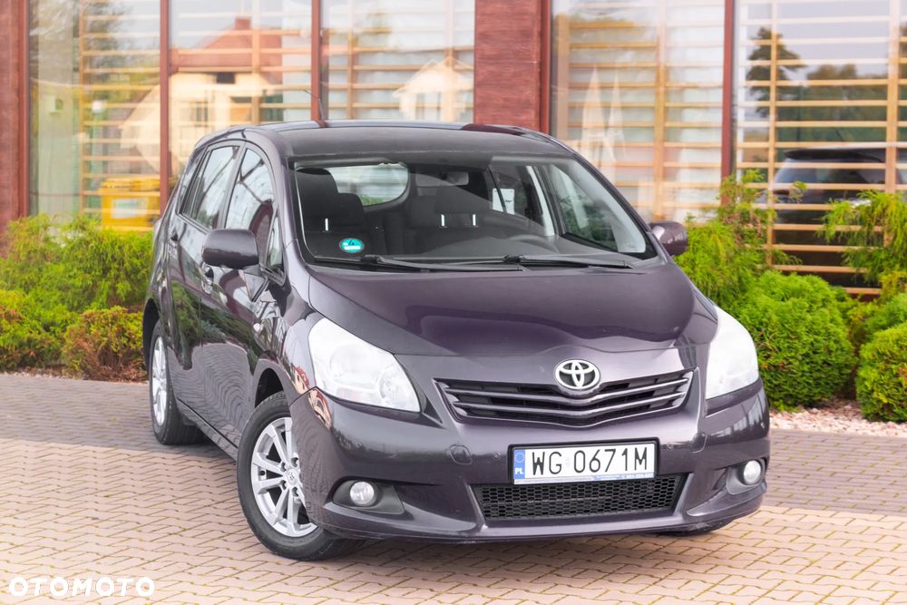 Toyota Verso 1.6 Sol EU5 - 4