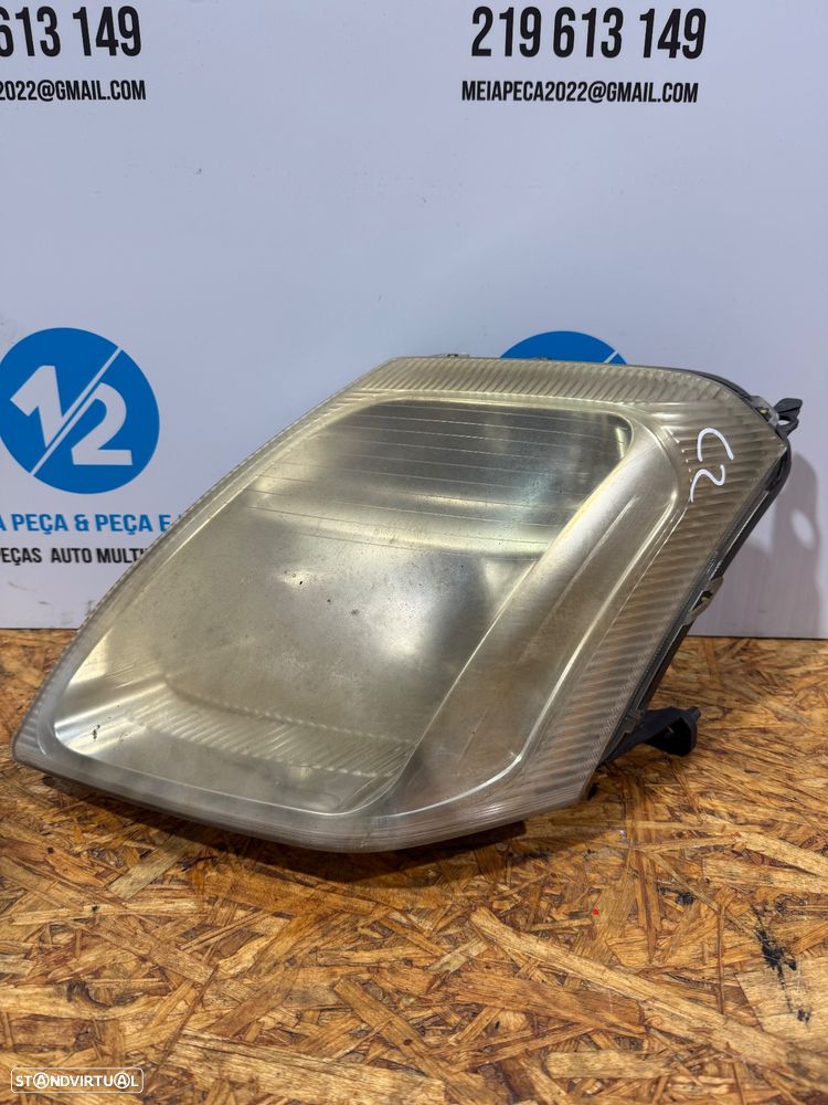 Faro esquerdo Citroen C2 - 1