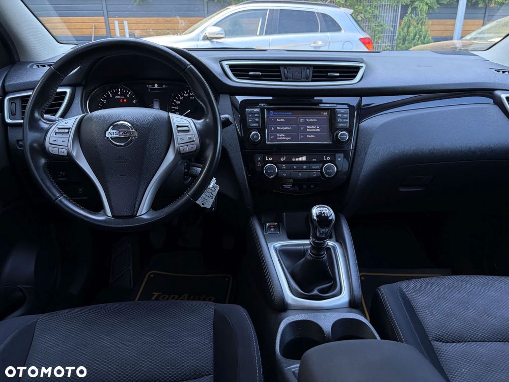 Nissan Qashqai 1.6 DIG-T N-Connecta - 32