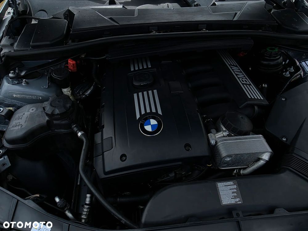 BMW Seria 3 330i xDrive Edition Exclusive - 10