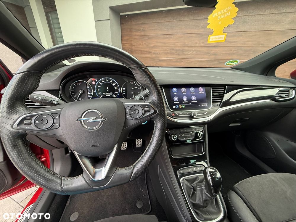 Opel Astra 1.2 T Elegance S&S - 10