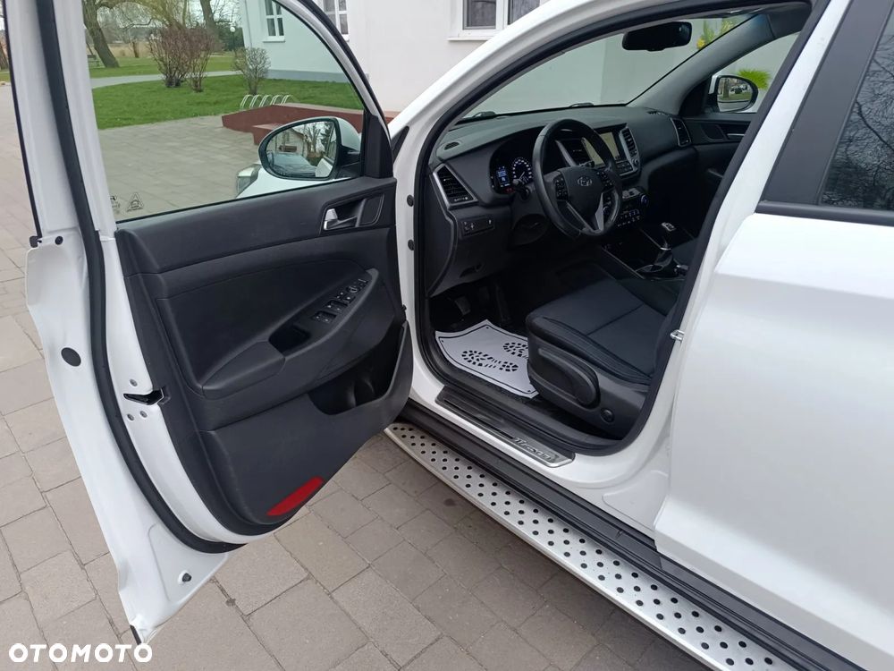 Hyundai Tucson blue 1.7 CRDi 2WD Passion Plus - 24