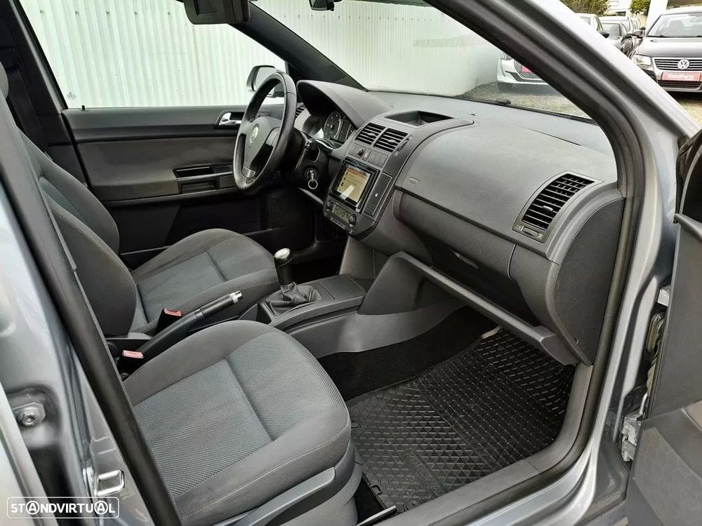 Volkswagen Polo 1.4 TDi Trendline — fotografia 2