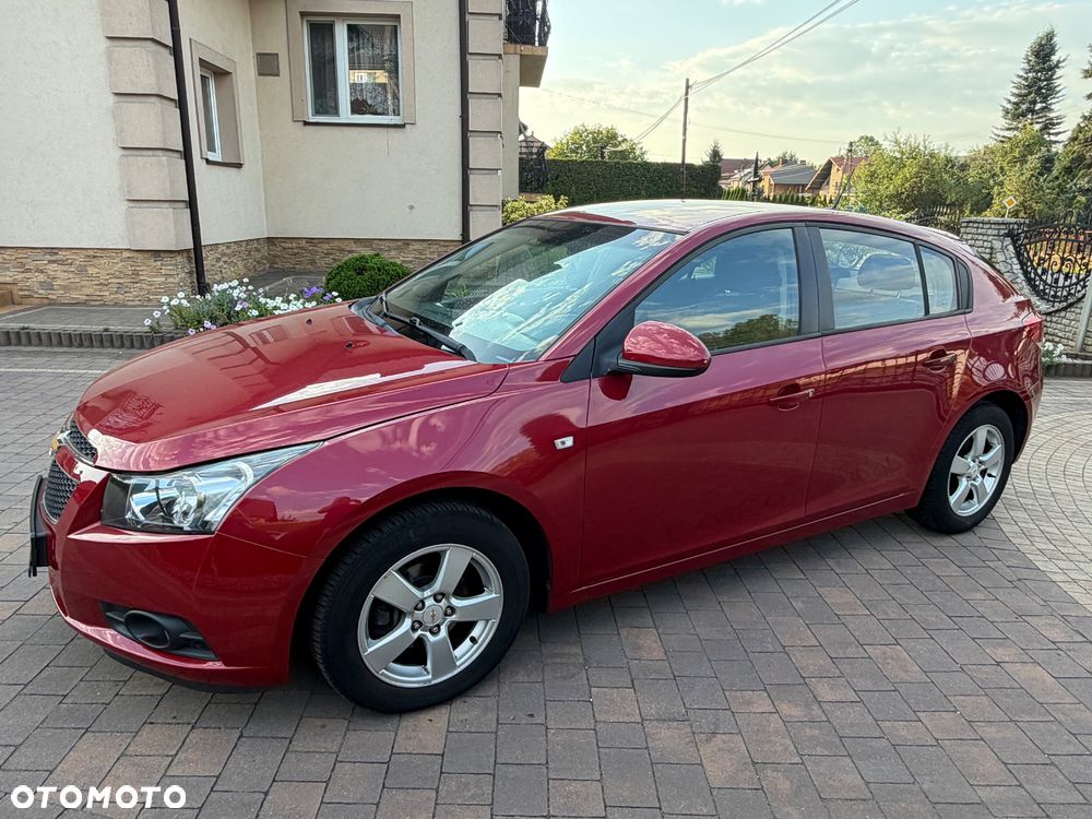 Chevrolet Cruze 1.6 LT+ - 2