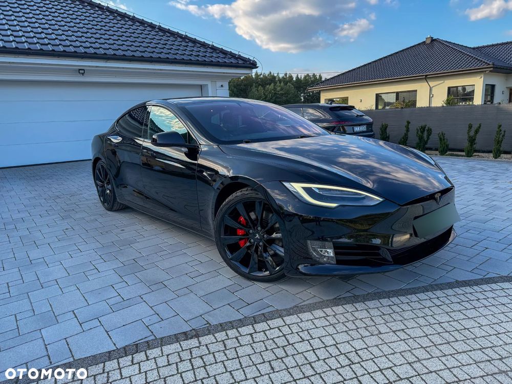 Tesla Model S Performance - 3