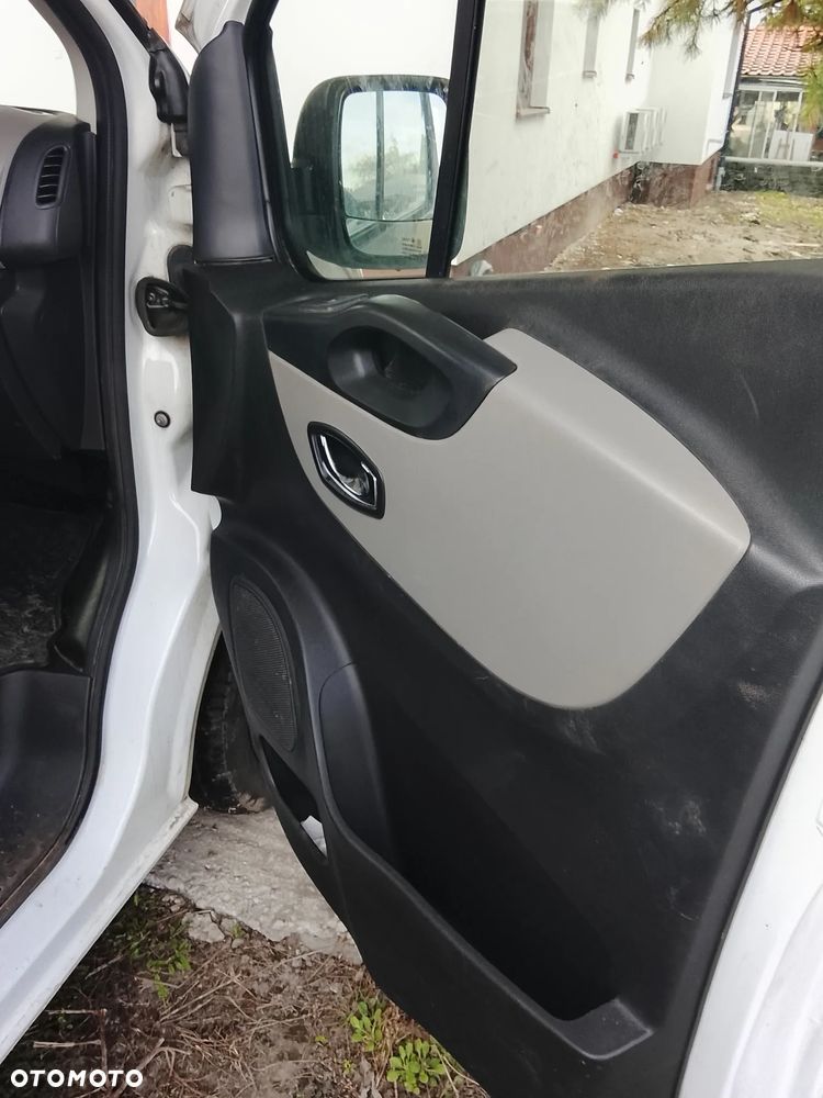 Renault Trafic - 10