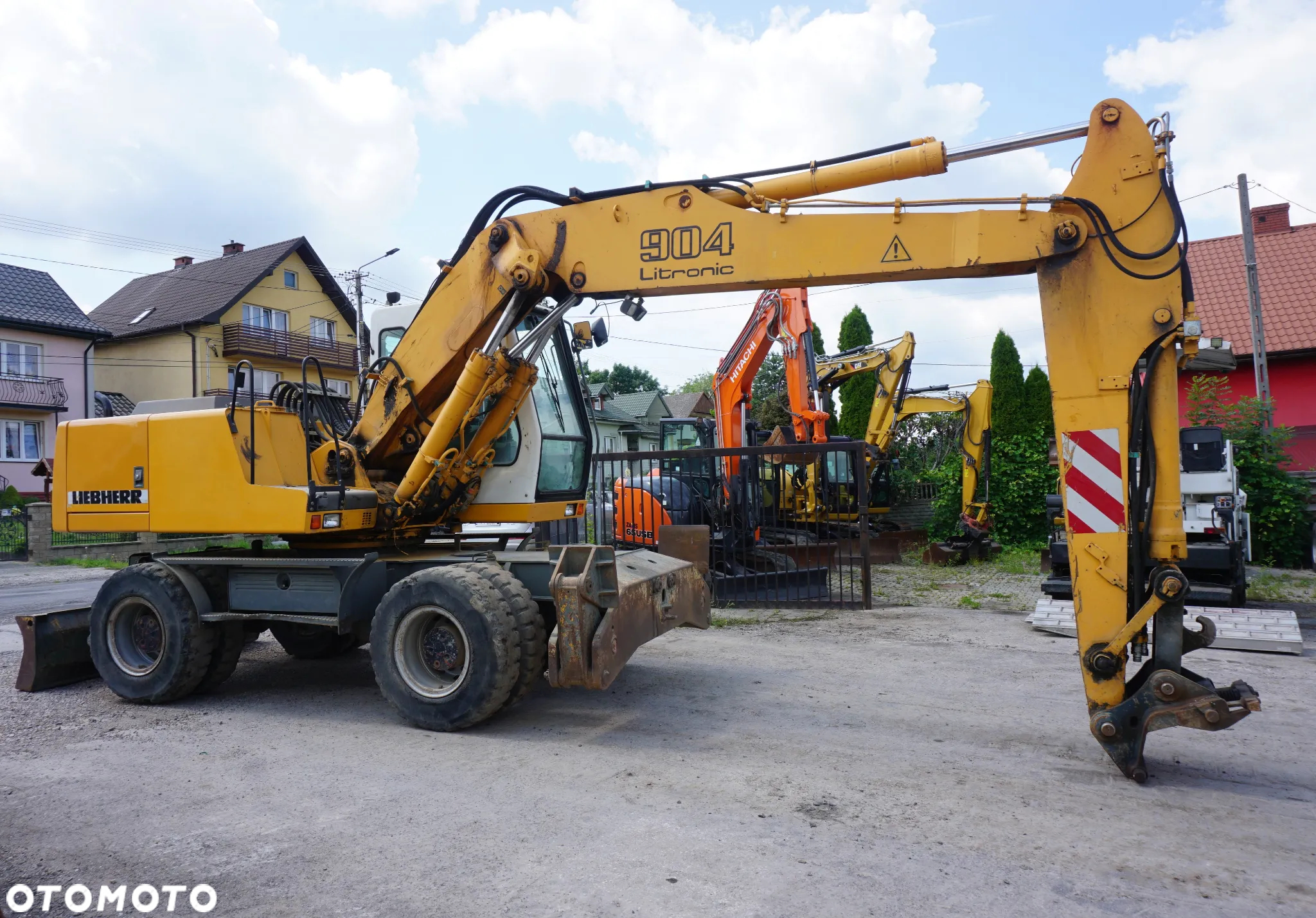 Liebherr A 904 - 2