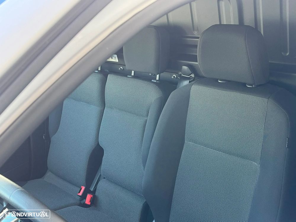 Peugeot Partner Standard 1.5 BlueHDi 130cv EAT8 (caixa automática) - 6