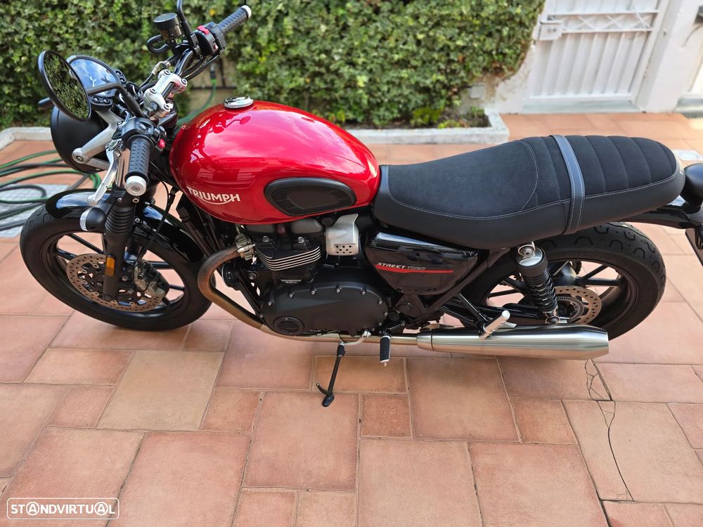 Triumph Street Twin - 3