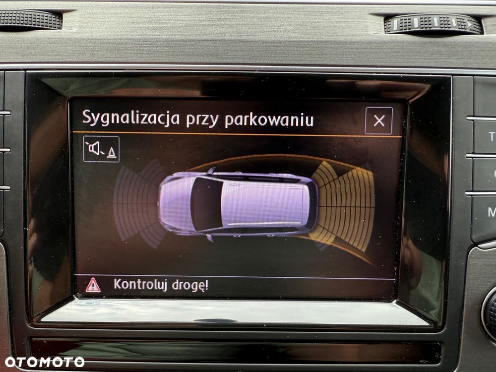 Volkswagen Golf - 29