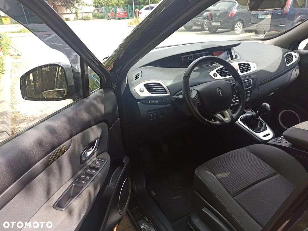 Renault Scenic 1.4 16V TCE Expression - 26