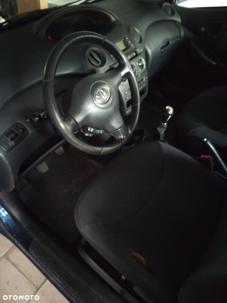 Toyota Yaris - 9