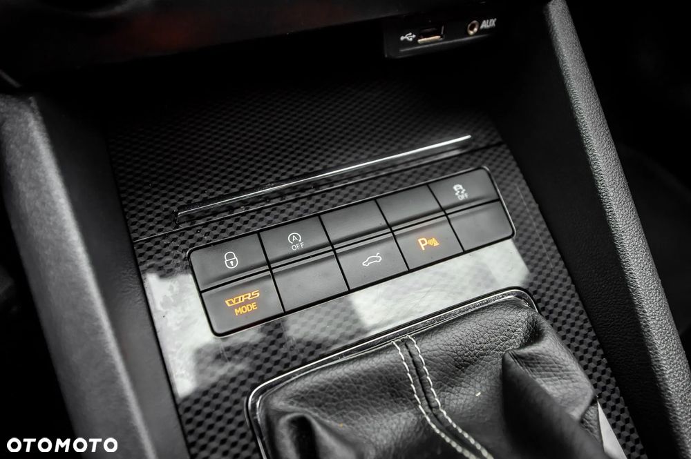 Skoda Octavia 2.0 TSI (Green tec) RS - 37