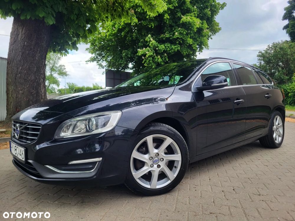 Volvo V60 D4 Drive-E Momentum - 3