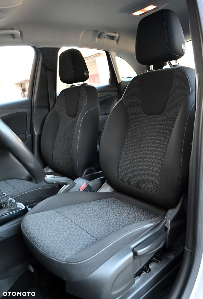 Opel Crossland X - 25