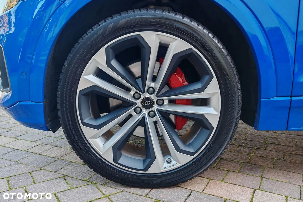 Audi Q8 - 35