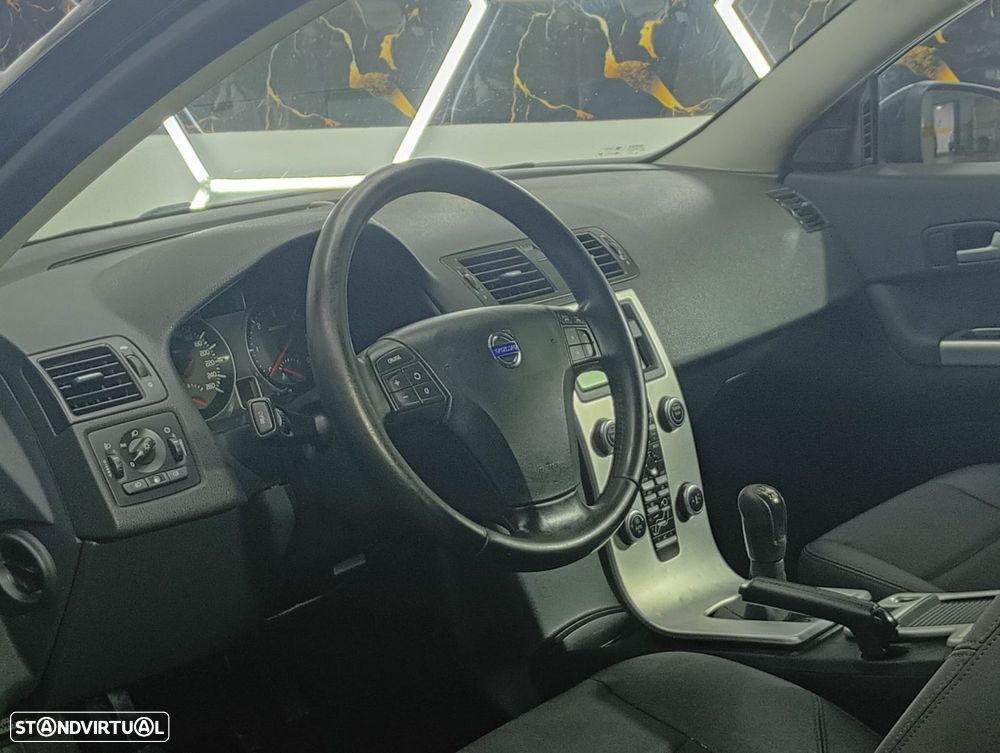 Volvo C30 1.6 D Drive Momentum — fotografia 13