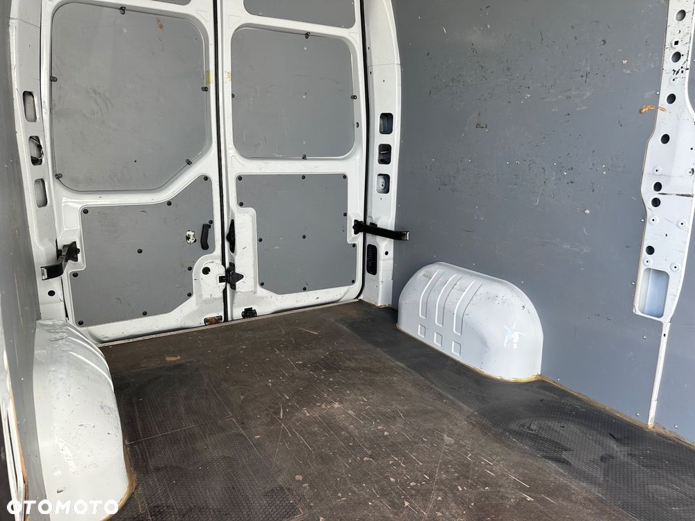 Renault Master 2.3 dci 125ps 2014r L2H2 stan extra - 19