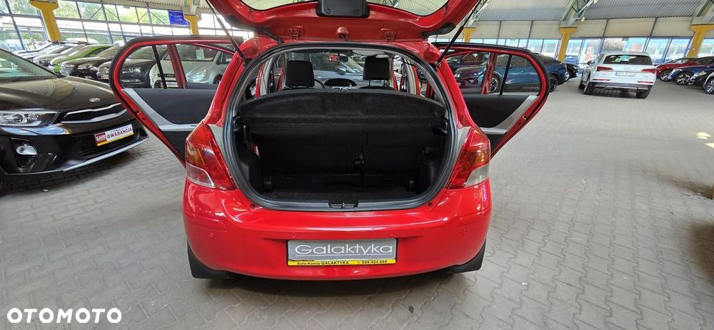 Toyota Yaris - 15