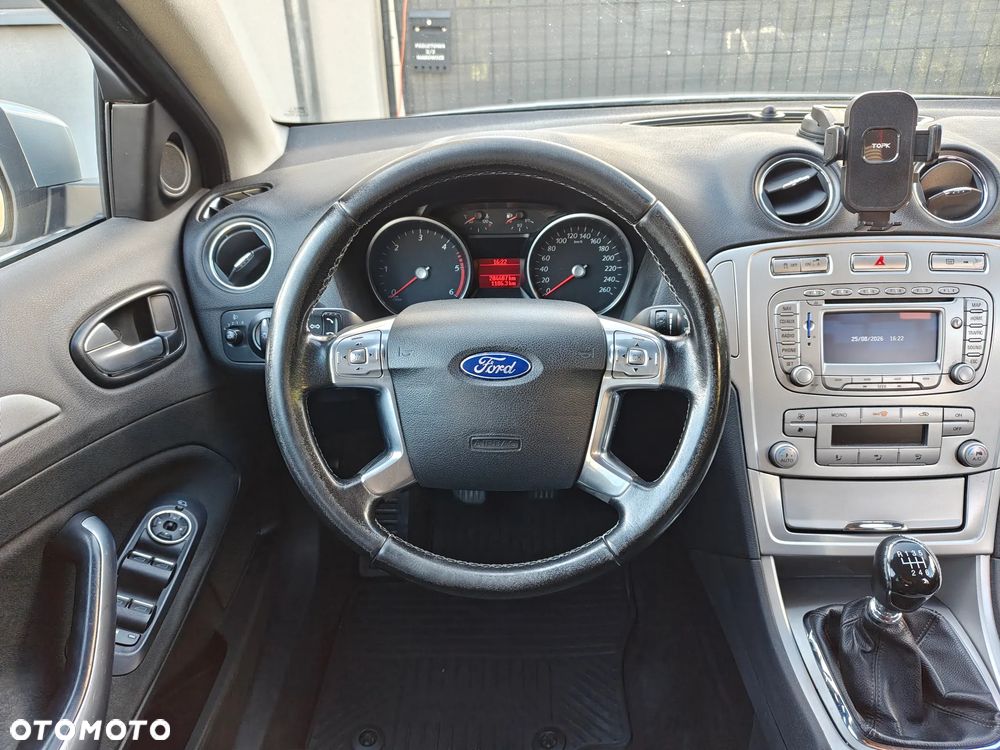 Ford Mondeo 2.0 TDCi Ambiente - 8