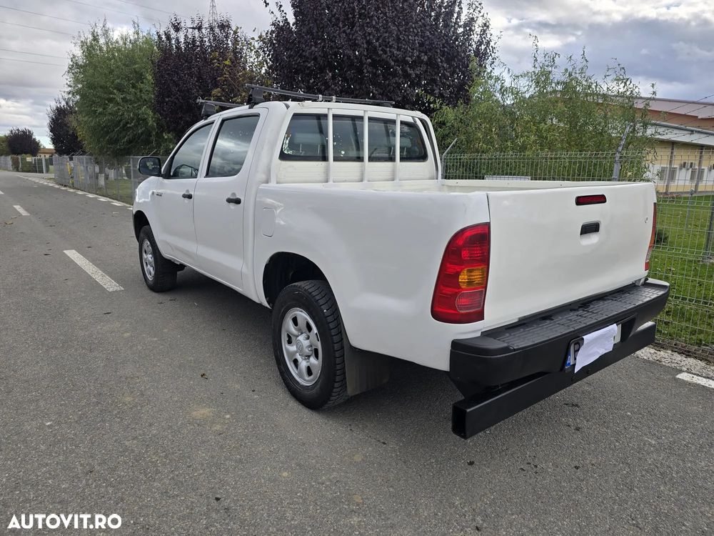 Toyota Hilux 4x4 Double Cab - 4