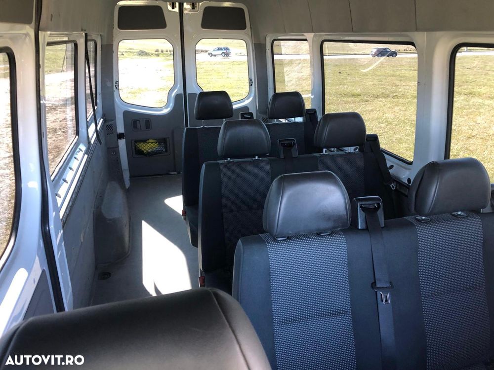 Mercedes-Benz Sprinter - 12